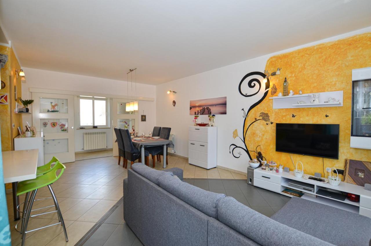 Noemi & Ana Apartment Rovinj Exterior photo