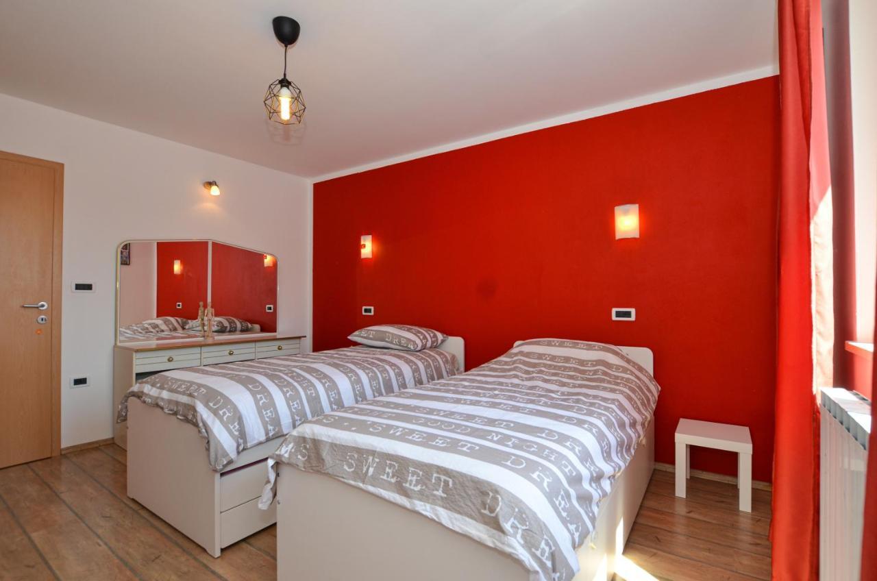 Noemi & Ana Apartment Rovinj Exterior photo